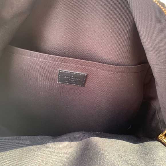 Louis Vuitton Palm Springs backpack - Picture 7 of 9